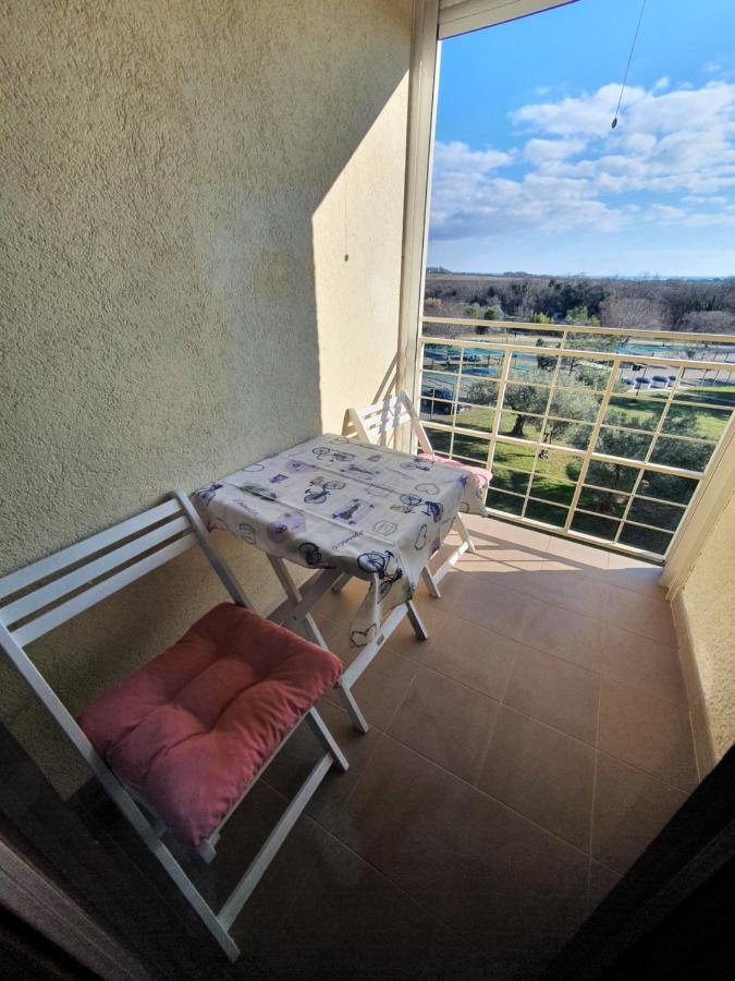 Janja Apartment Новиград Экстерьер фото